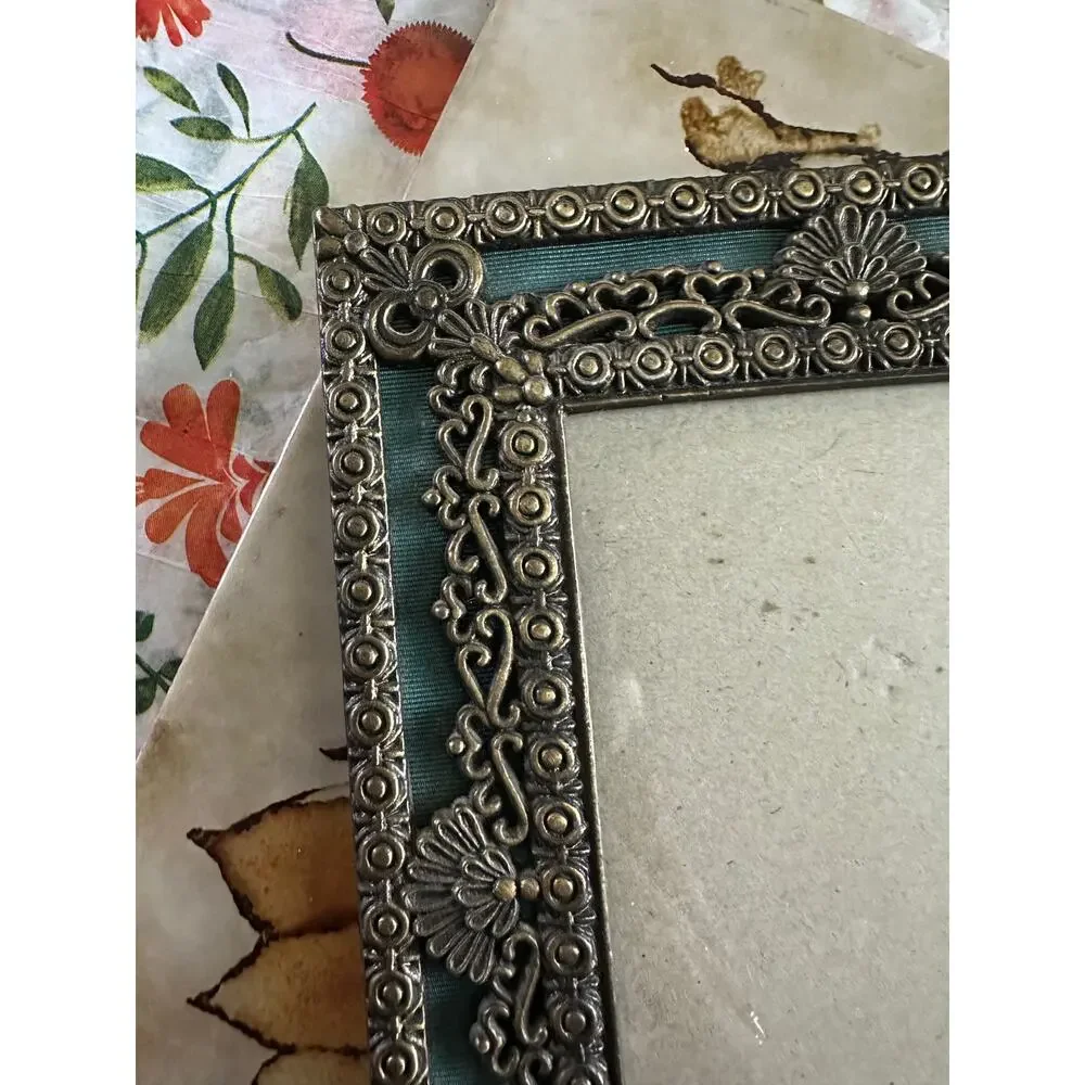 3x5” frame Victorian scrolling baroque metal mystical dark fairy home decor art